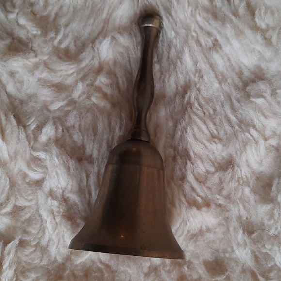 Vintage Brass Lunch Bell - Picture 4 of 5